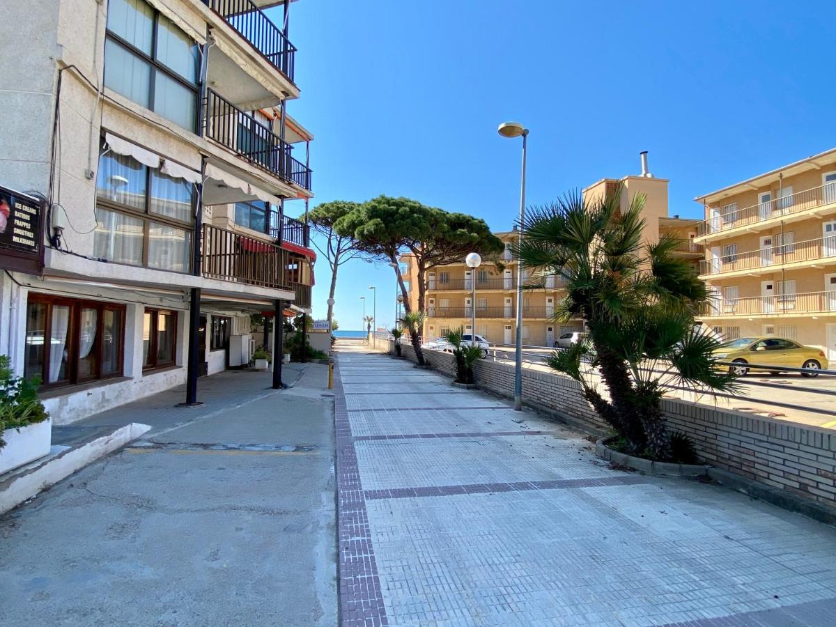 Golden Cambrils Apartment ภายนอก รูปภาพ