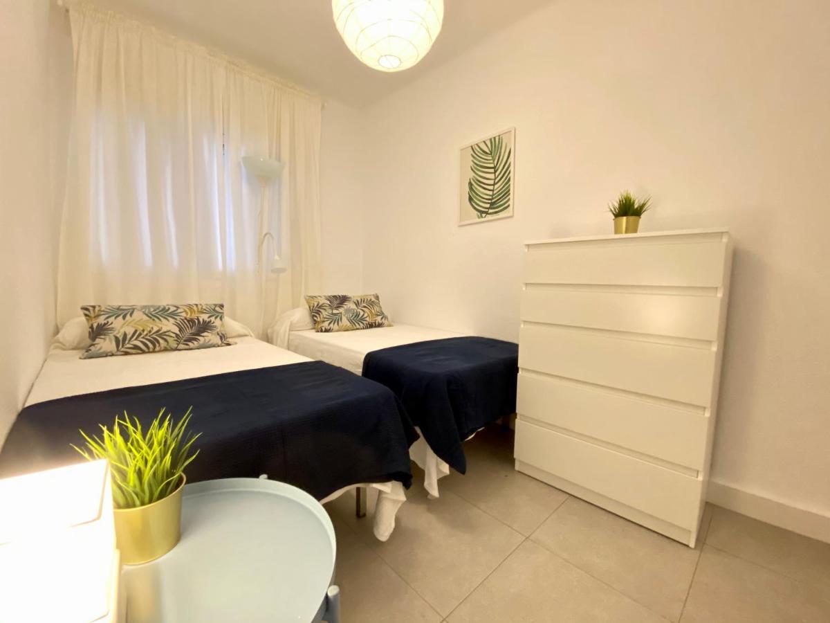 Golden Cambrils Apartment ภายนอก รูปภาพ
